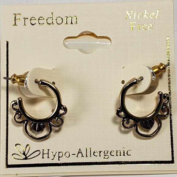 Stunning Polished Gold-Tone Open Hoop Design Earrings for a Chic Look - Picture 1 of 5